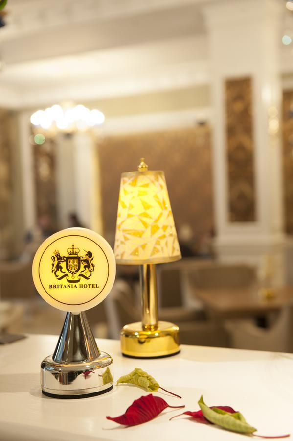 Hotel Britania Kamez Buitenkant foto